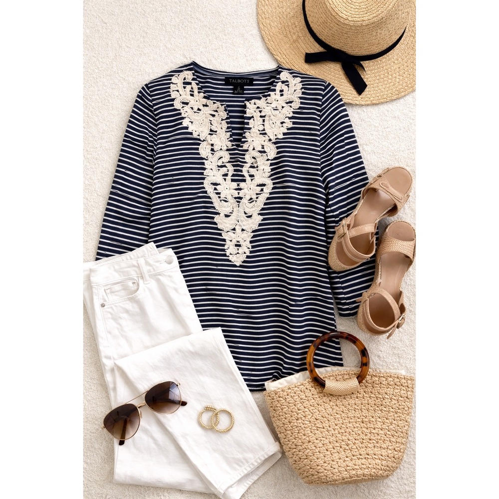 Talbots‎ Women's Medium Linen Striped Tunic Top Navy Blue White Crochet Neckline